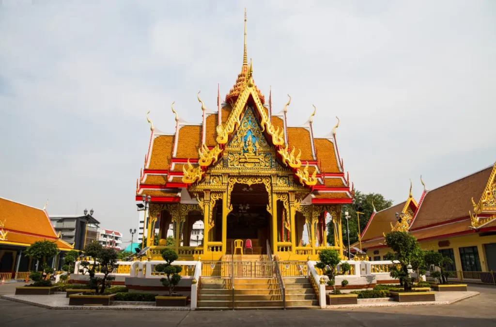 สถานที่ขอหวย ศาลแม่นาคพระโขนง 2566